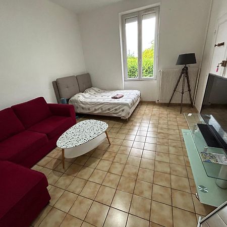 Chambre Montceau-les-Mines Bagian luar foto